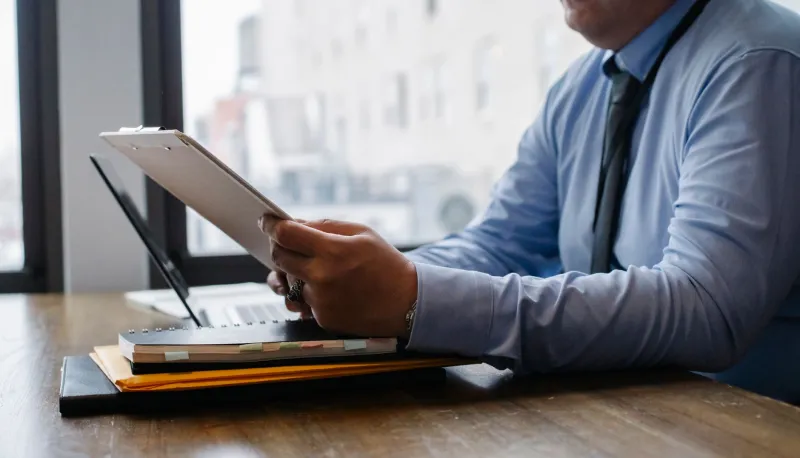 Whose vs. Who's: The One-Word Mistake That Makes Hiring Managers Cringe